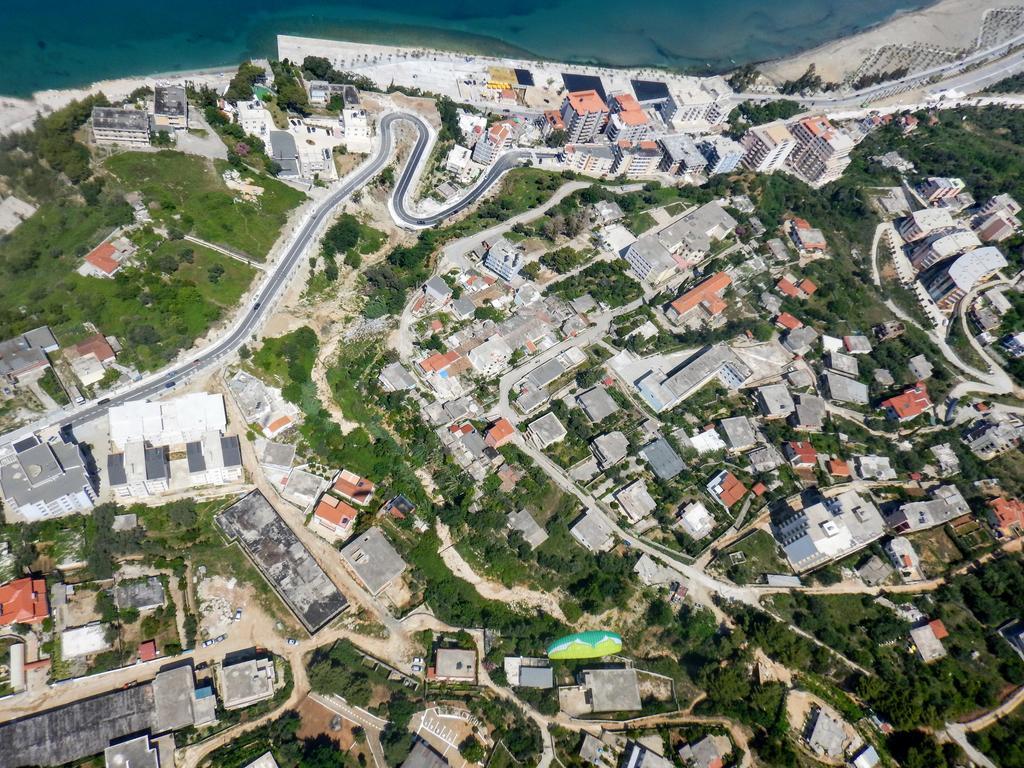 Hotel Nika Vlorë Esterno foto